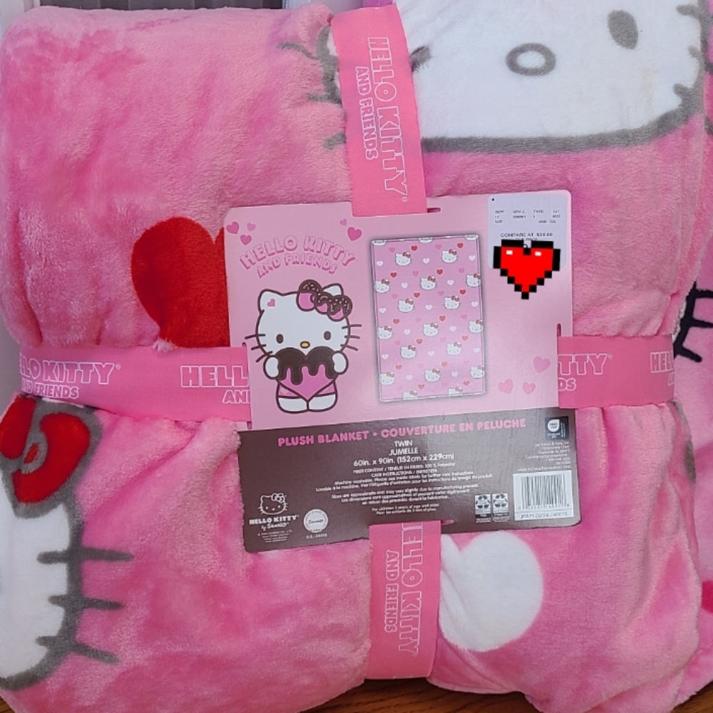 Hello Kitty Blanket 💕